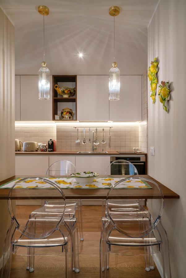 Charming Stay In Roma - Luxury Holiday Apartment Exteriör bild